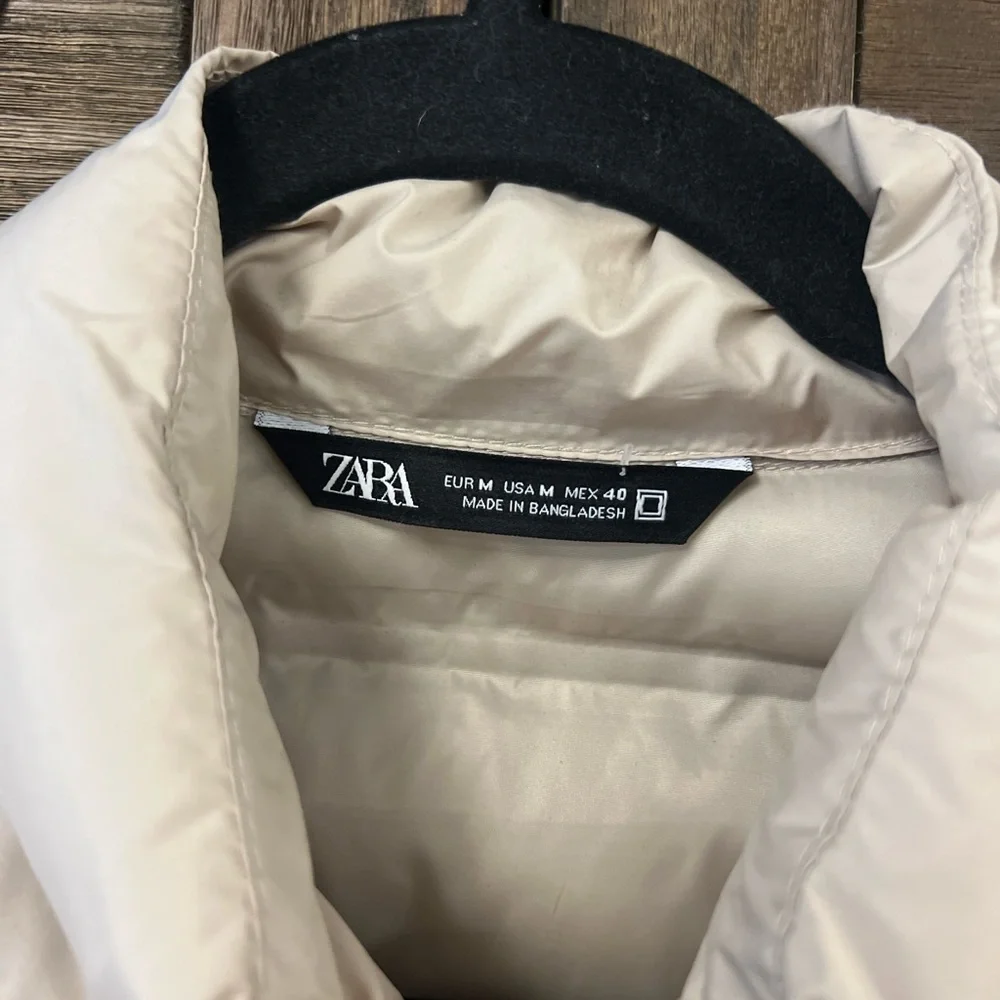 Zara Light Padded Quilted Puffer Jacket Light Cream Size Medium